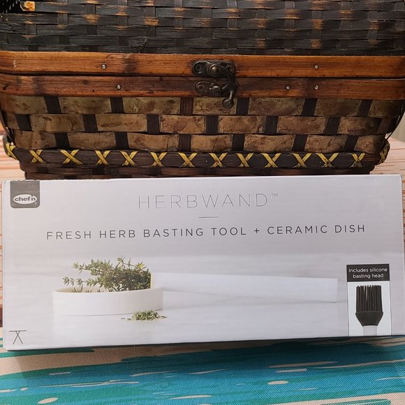 Chef’n HerbWand Fresh Herb Basting Tool + Ceramic Dish NEW Open Box - Picture 2 of 5